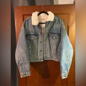 NWT American Eagle Sherpa Lined Jean Jacket